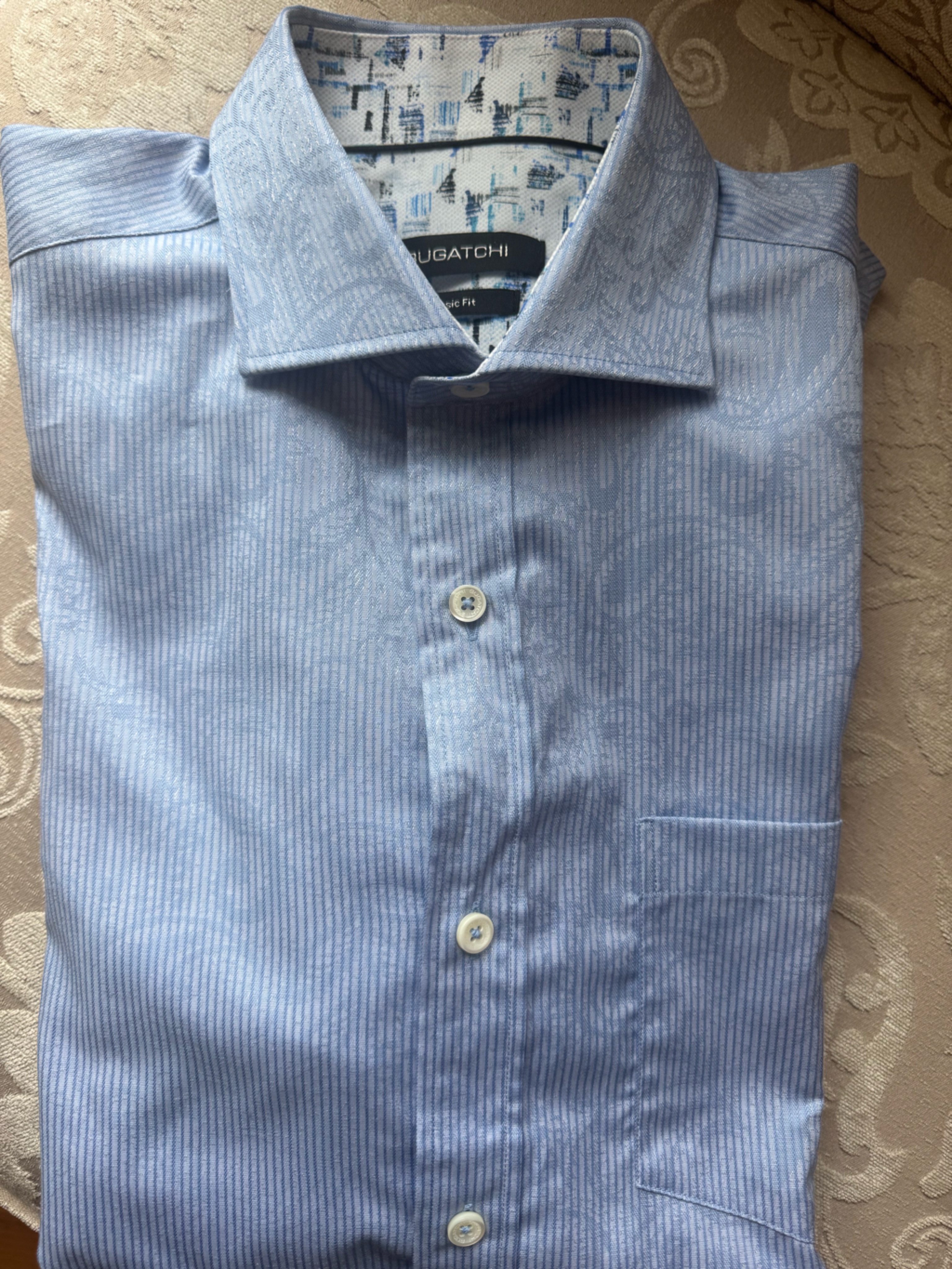 Bugatchi Men’s Button-Up Shirt Size Medium | Excellent Condition